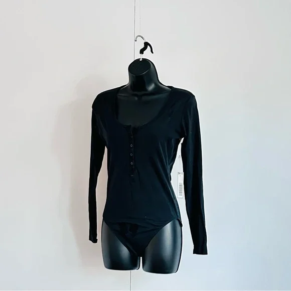 New With Tags Black Everlane Henley bodysuit - Size S - Picture 2 of 4